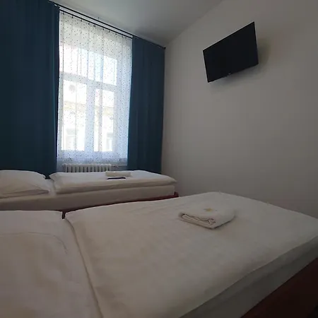 ホテル Hotel Central