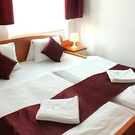 Hotel Central ホテル