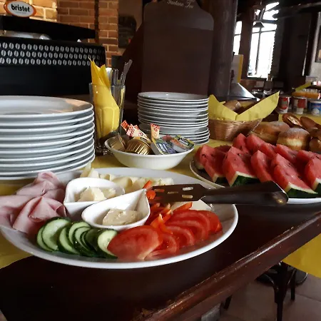 Hotel Central 3*